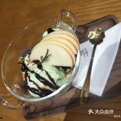 吃冰激凌蜜瓜视频,冰激凌蜜瓜视频大揭秘