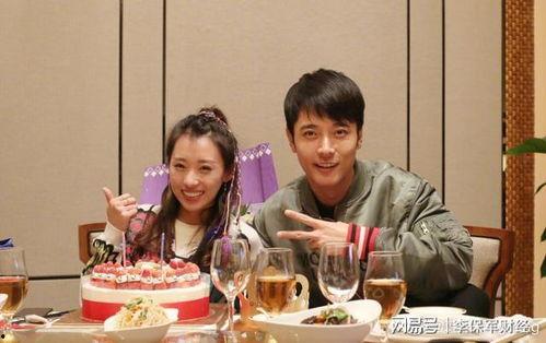 张丹峰吃大瓜的视频,揭秘娱乐圈背后的真相